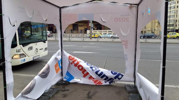 Corturile Alianței USR PLUS, DISTRUSE noaptea trecută