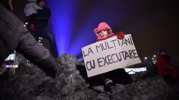 OUG 13, care a scos MII de oameni în stradă, ÎNGROPATĂ de tot. Decizia CCR