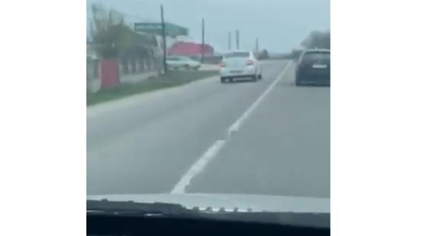 RALIU cu mașina poliției. Fără girofar pornit și cu 150 de km/h prin localitate (VIDEO)