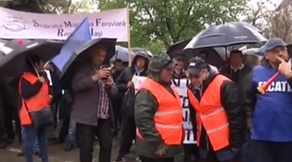 PROTEST de AMPLOARE. ROMÂNII au ieșit în stradă