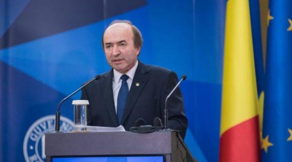 De ce a fost schimbat Tudorel Toader. Sugestia vine chiar de la fostul ministru