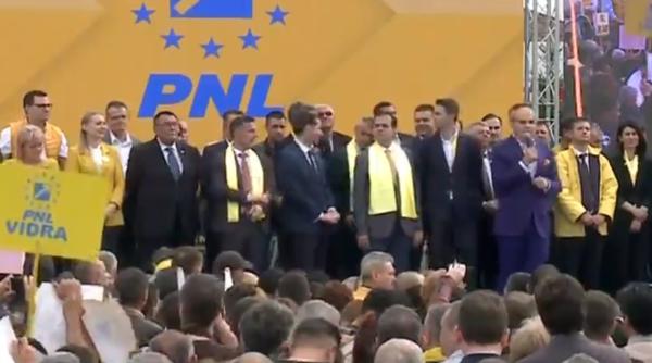 Miting PNL, Focșani. Rareș Bogdan, ATACURI în RAFALĂ la adresa PSD: „Dragnea trebuie să își facă dinți din aurul de la Londra”