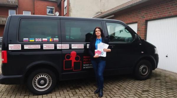 Germania. Apărătoarea drepturilor românilor, ATACATĂ pe Facebook. A fost implicată și poliția