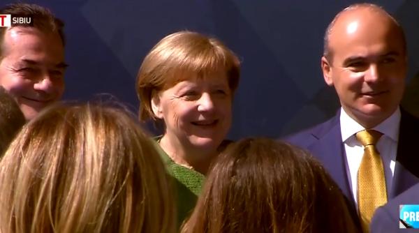 Summit UE, Sibiu. Angela Merkel, primită de Rareș Bogdan, Ludovic Orban și Raluca Turcan