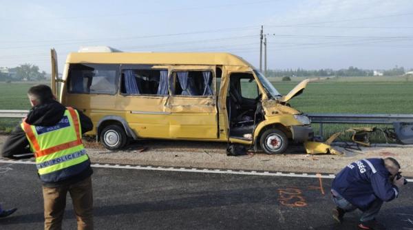 Ungaria. Șoferi ROMÂNI, implicați într-un ACCIDENT MORTAL. Conduceau un MICROBUZ plin cu elevi (FOTO)