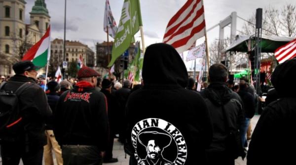 Un partid din Ungaria și-a făcut propria ARMATĂ PRIVATĂ împotriva ROMILOR