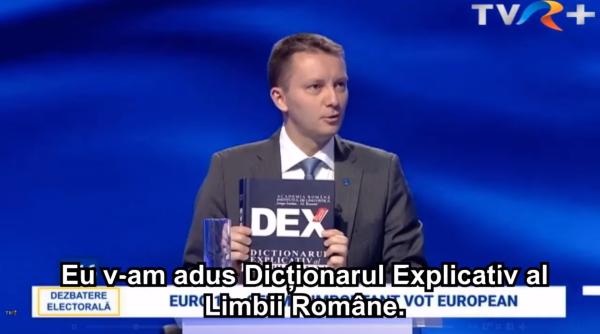 SPECTACOL, în direct. Siegfried Mureșan i-a adus Vioricăi Dăncilă un DEX (VIDEO)