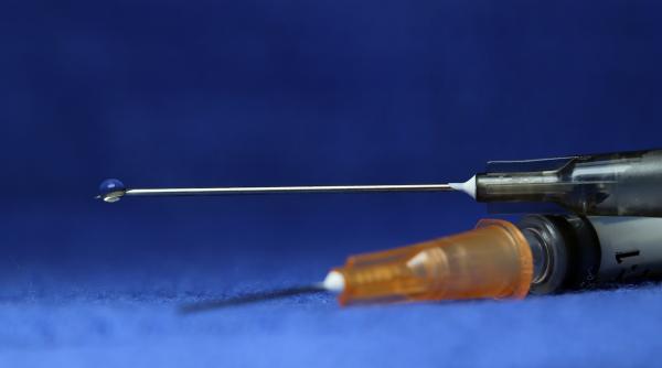 SUA. ROMÂN, condamnat după ce a cerut MILIOANE de dolari pentru un ANTIDOT. Le-a spus că i-a INJECTAT cu un virus LETAL