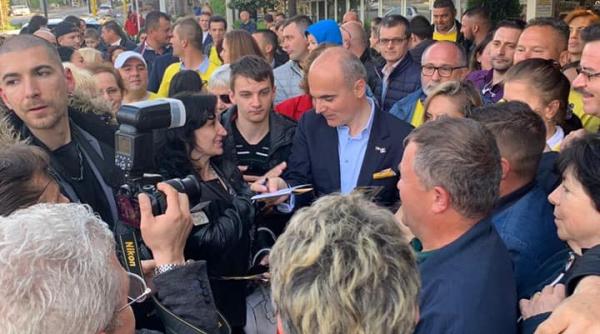 Ce eforturi au făcut românii din Roma ca să-l întâlnească pe Rareș Bogdan