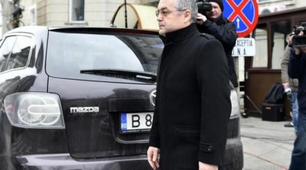 Emil Boc, după ieșirea din secția de votare: "Aceste alegeri sunt despre viitorul României în UE"