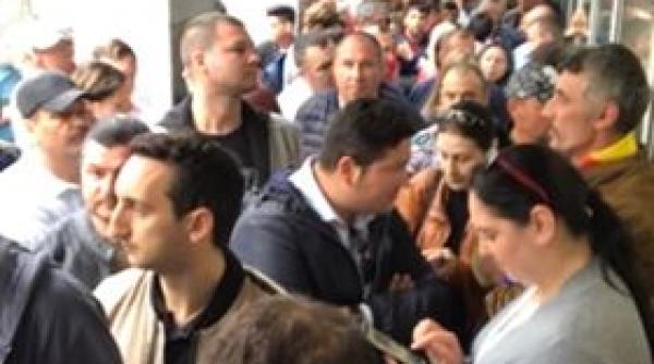 Lider politic, în LACRIMI după ce a văzut COZILE de la vot