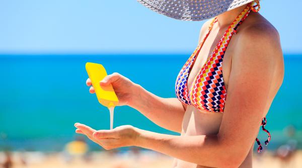 LOVITURĂ pentru românii care primesc VOUCHERE de VACANȚĂ