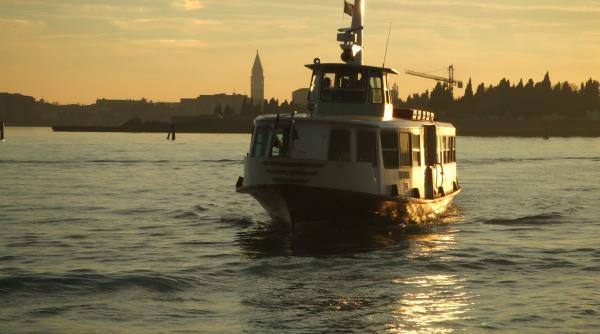 Ungaria. Naufragiu în Dunăre. Şapte oameni au murit şi 16 sunt daţi dispăruţi