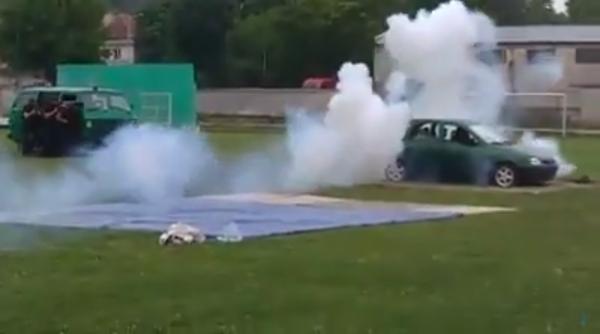 Trei copii, RĂNIȚI de POLIȚIȘTI cu o GRENADĂ la o demonstrație de Ziua Copilului (VIDEO)