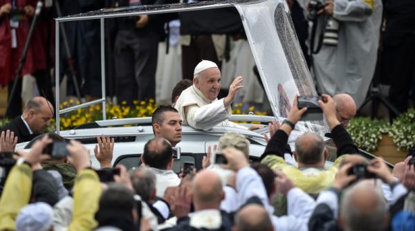Papa Francisc, MESAJ de unitate pentru români şi maghiari: "Rănile trecutului să nu împiedice convieţuirea fraternă"