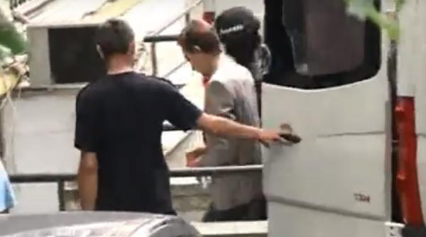 Primele imagini cu Radu Mazăre scos din arest. Acesta a fost adus cu duba la ÎCCJ (VIDEO)