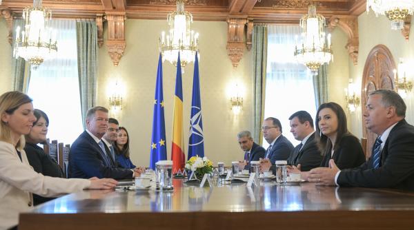 Consultări Cotroceni. PMP, după discuțiile cu Iohannis: „Am cerut vot de două zile în Diaspora. La Guvern, o OUG criminală”