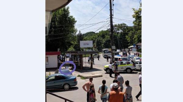 Tragedie în Chişinău. Un şofer de autobuz a intrat în oamenii care aşteptau în staţie