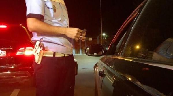 Ministerul lui Carmen Dan publică un dialog AMUZANT între un polițist și un șofer drogat: „Stați că sun niște prieteni”