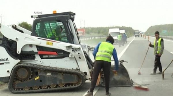 Trafic RESTRICȚIONAT pe Autostrada Soarelui. Două dale s-au ridicat din cauza căldurii