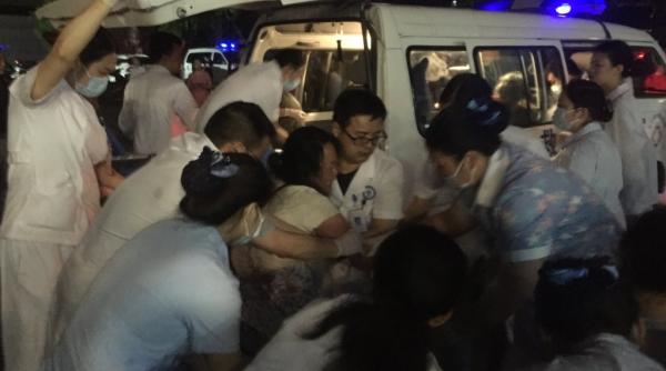 CUTREMUR puternic în China. Cel puțin 12 oameni au MURIT și 134 au fost răniți (FOTO + VIDEO)