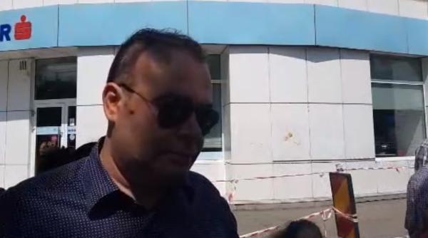 Marian Ceaușescu a aruncat cu BANI în Vâlcov: "Ia mă, că ești OBIȘNUIT ! O să faci bugetul CAMEREI de la Rahova, cu Dragnea". Video