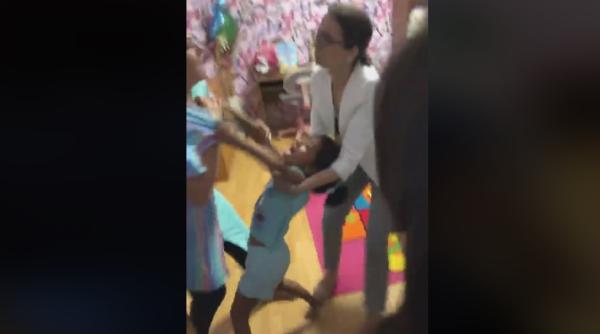 Imaginile ascunse cu Sorina, fetița de opt ani dusă forțat în SUA ies la iveală. Video ȘOCANT