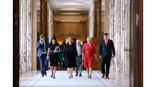 Fost ministru, AVERTISMENT despre PSD: „Au calmat DIASPORA cu legile electorale, o abureală în fond, dar ține la mase”