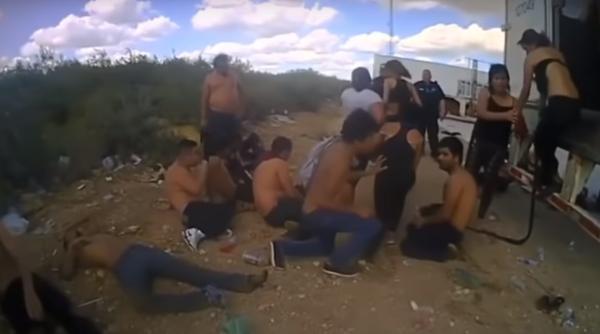 Austria. Șofer ROMÂN, prins cu 16 migranți care erau pe punctul de a MURI sufocați