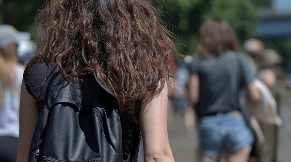 Adolescentă PRINSĂ la graniţă. Voia să FUGĂ în Polonia fără acordul părinţilor