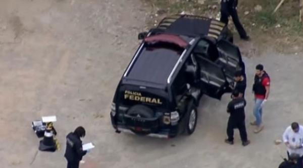 JAF pe un AEROPORT. Lingouri de aur de peste 30 de milioane de dolari, furate de bărbaţi deghizaţi în poliţişti 