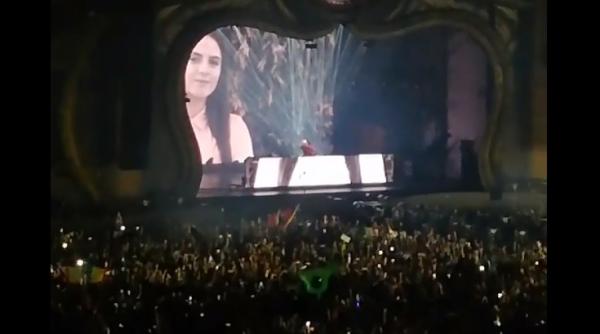 OMAGIU pentru Alexandra, la UNTOLD. Dj Don Diablo i-a dedicat o melodie - VIDEO