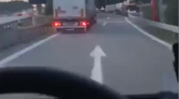 Germania. Şoferul care a intrat intenţionat în alt TIR a MURIT la spital. Mesajul SFÂŞIETOR al mamei sale