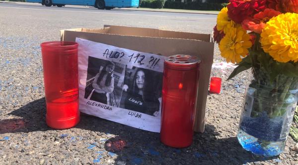 Protest 10 august 2019: Pozele Alexandrei și Luizei, însoțite de mesajul "Alo, 112?"