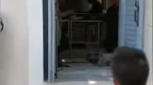 Turist român BLOCAT pe insula Samotraki, BĂTUT de un ofițer de poliție