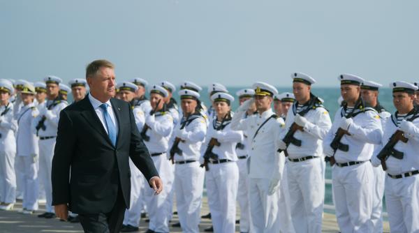 Vicepreședinte PNL: „Iohannis NU a observat militarul leșinat... Vă legați de cel mai mic amănunt...”
