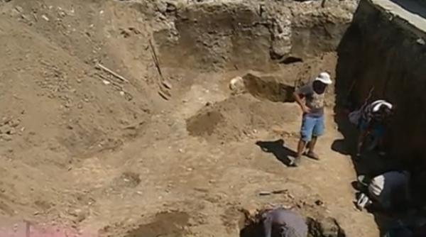 ULUITOR. Morminte vechi de 5000 de ani, descoperite în România!