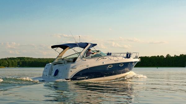 Producător de FILM, căutat de SCAFANDRI, într-un lac. Este unul dintre cei mai BOGAŢI oameni din Polonia