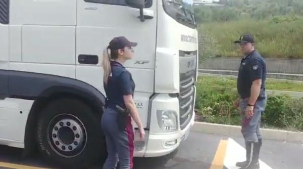 Italia. Șofer ROMÂN de TIR, găsit MORT în cabina camionului