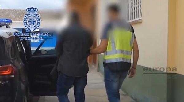Spania. Prostituție de la 10.00 la 20.00 și apoi BĂTAIE. Descoperire ȘOCANTĂ a polițiștilor în casa unor români | VIDEO