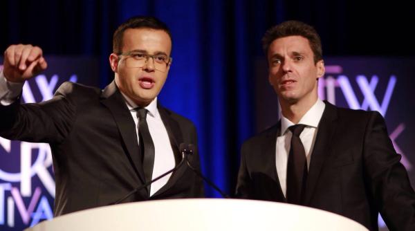 PSD-istă, în corzi la Antena 3. Gâdea: Dvs ați făcut asta ! Mircea Badea: Să se ducă PSD-ul... când i-oi chema eu