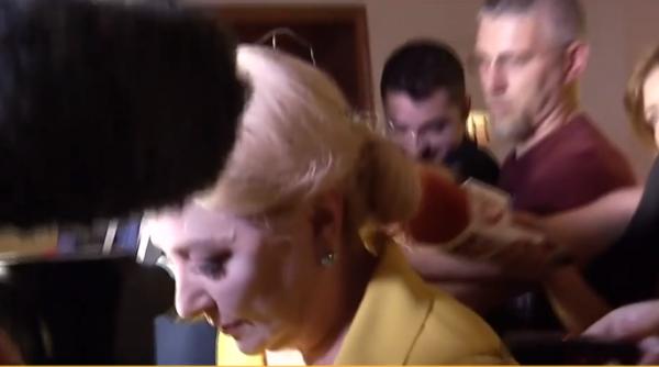 Dăncilă: „Dacă PSD nu scoate un scor bun la alegeri, va DISPĂREA”. În fața jurnaliștilor și-a NEGAT propriile cuvinte