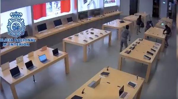 Rețea EXTINSĂ de hoți din ROMÂNIA, destructurată în SPANIA: Telefoane de peste 700 de MII de EURO, trimise prin colet în țară  