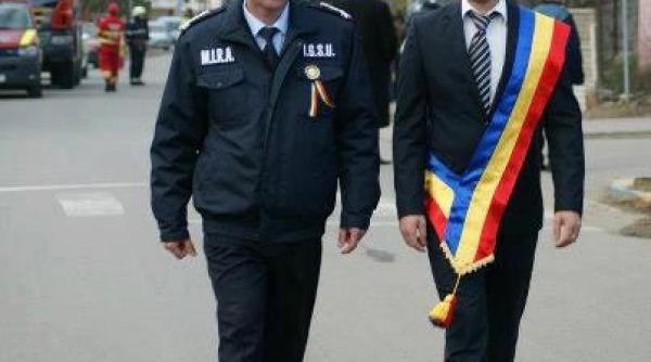 După SCANDALUL cu demontarea panourilor electorale cu Dăncilă, primarul PSD din Videle a fost SUSPENDAT: „Se fac abuzuri!”