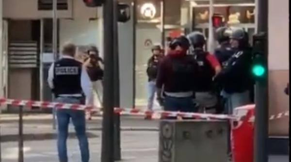 Alertă în Franța! Un bărbat a deschis focul la Lyon