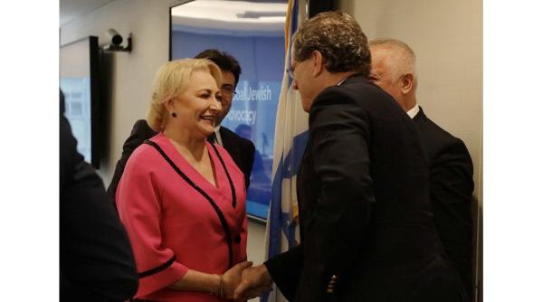 VIDEO - Viorica Dăncilă, încă un FILM MUT din vizitele sale, după celebrul episod "HE, HE!"