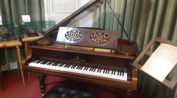 EXCLUSIV  Pianul lui Enescu și melodia Bucureștilor