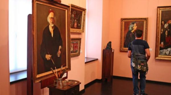 EXCLUSIV  The Secrets of the Romanit Palace