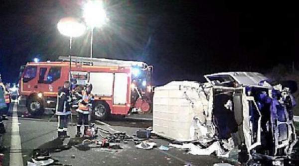 Franța. ROMÂNUL care a intrat cu 160km/h într-un MICROBUZ și a UCIS trei OAMENI a SCĂPAT de ÎNCHISOARE