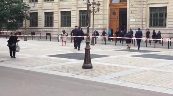 ATAC Paris. Polițistul care și-a UCIS 4 colegi, recent convertit la ISLAMISM